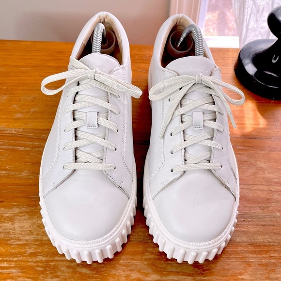 Clark’s Women’s Mayhill Walk Leather Sneakers - Picture 6 of 16